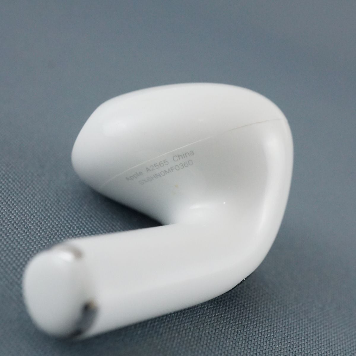 Apple AirPods 第三世代 右イヤホンのみ USED美品 R 片耳 右耳 A2565