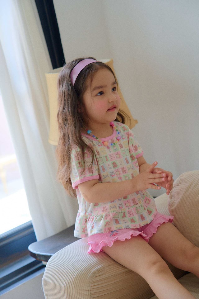 【5/9〆予約】<chouchoushasha>  Kitchen pattern cross T