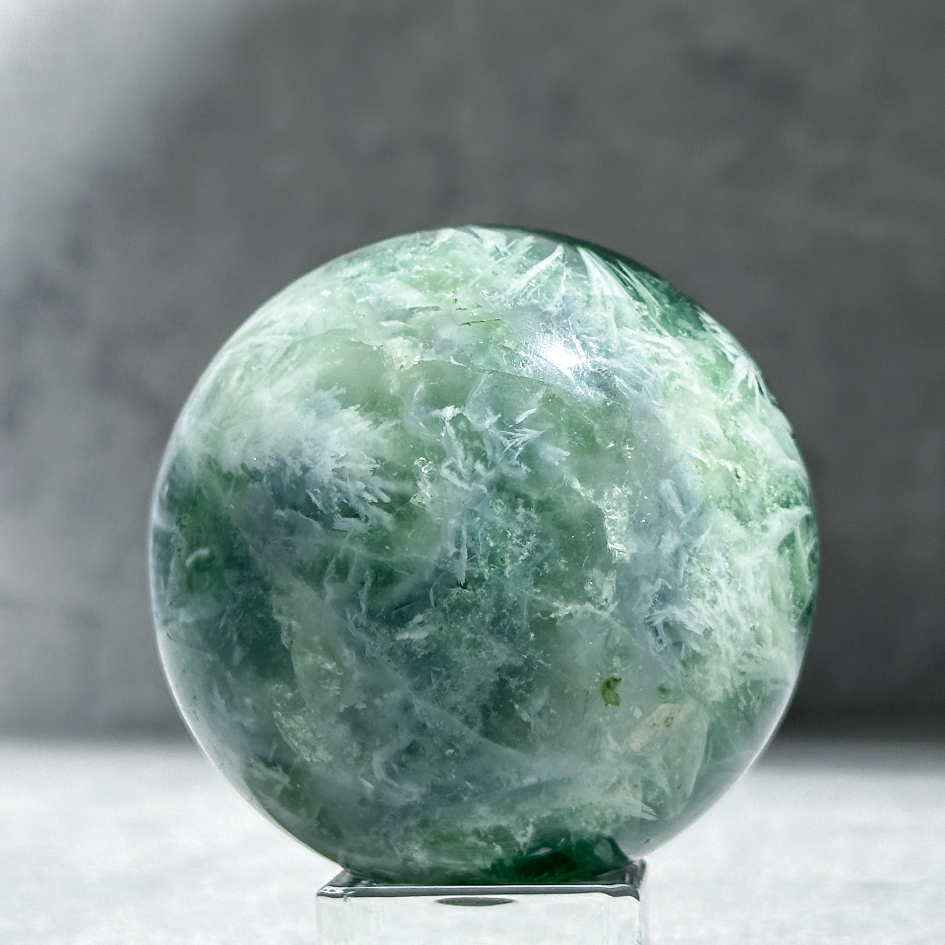 エンジェルフェザーフローライト スフィア32◇ Angel Feather Fluorite