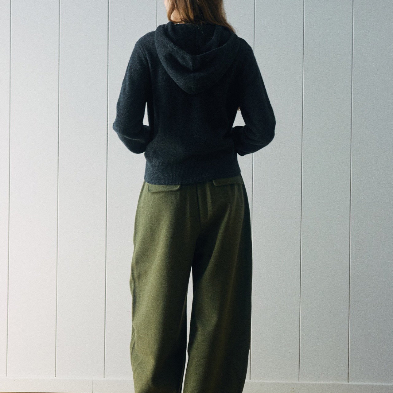 Zip-up Hip-length Knit Hoodie  T3866