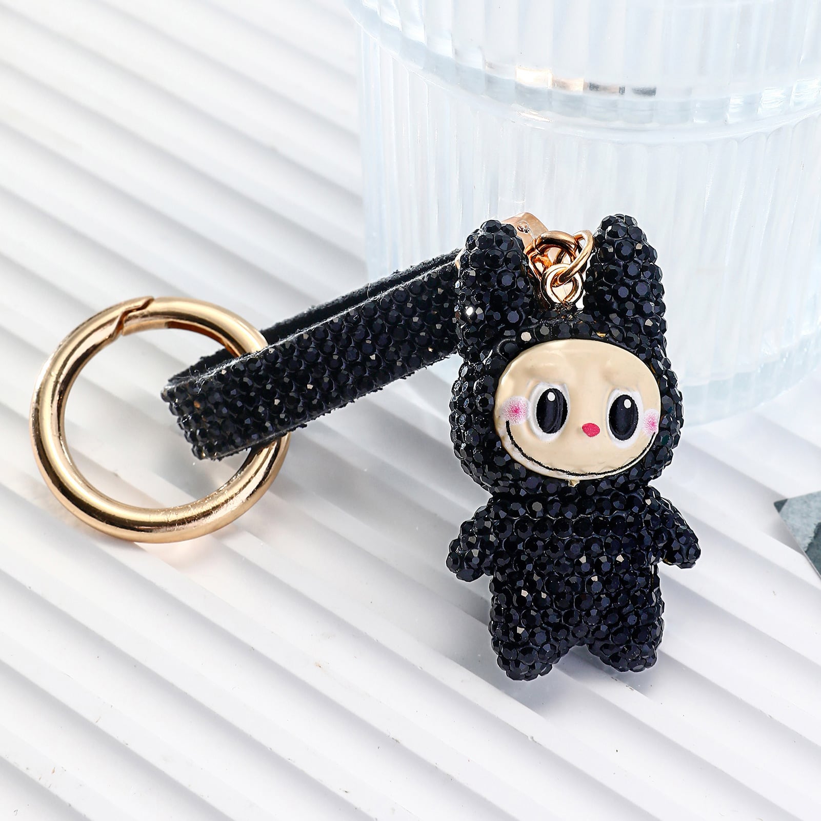 一目惚れ確定♡とにかく可愛い！the monsters ラブブ フルストーンキー