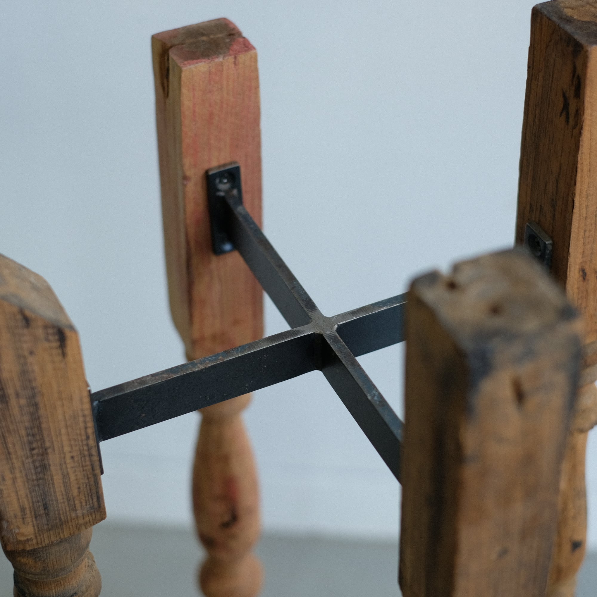 VONA wooden spindle CROSS STAND 【M】 | WEST VILLAGE TOKYO