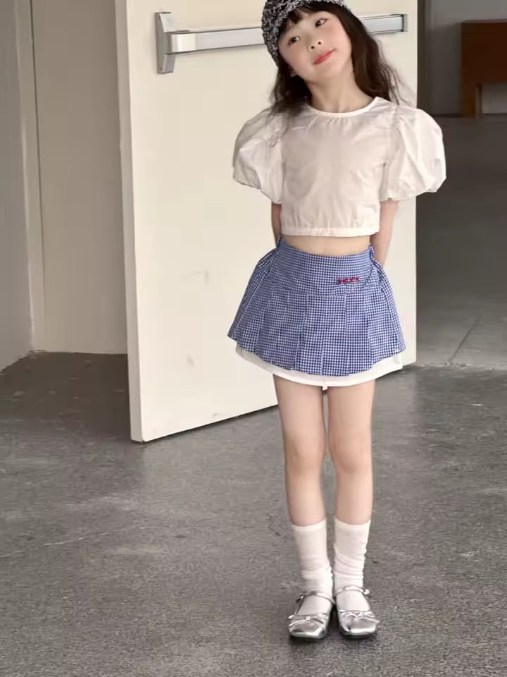 ×××刺繍ブルーチェックスカート