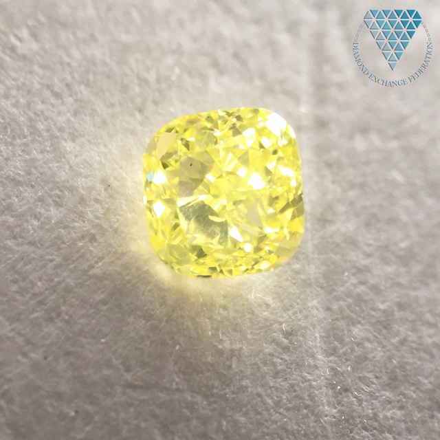 0.4 ct FANCY INTENSE GREENISH YELLOW SI1 CUSHION GIA 天然  ダイヤモンド ルース