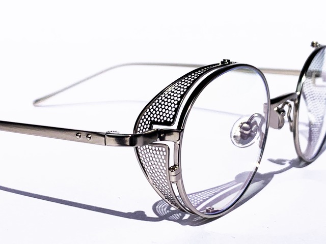 "YXAM " SILVER CLEAR