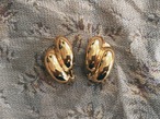 Vintage gold earring