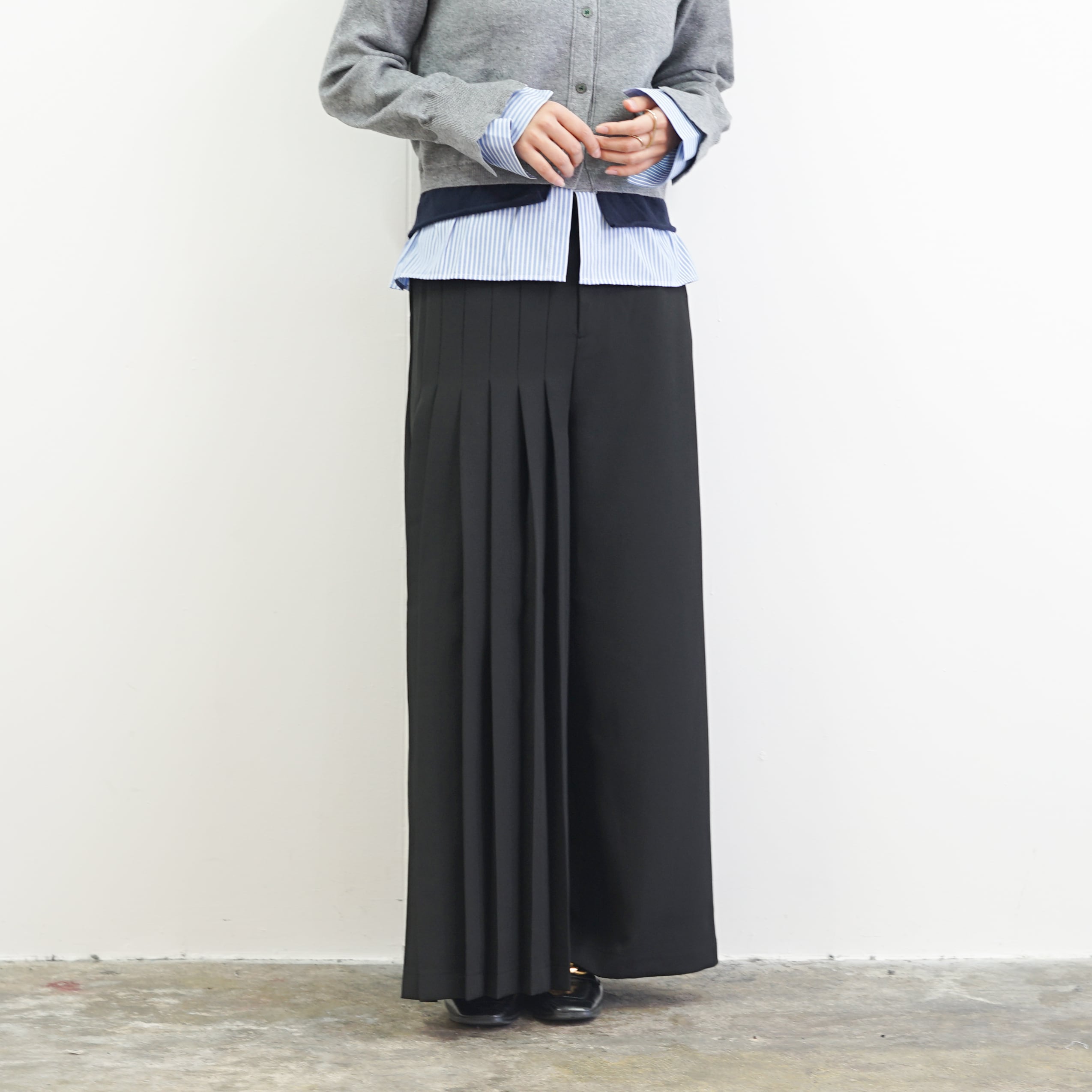 ハーフプリーツパンツ | 7DAYS SHOP