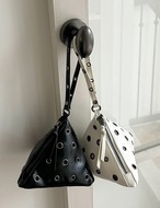 【新作5％OFF・3日間】Triangle Mini Bag_2colors