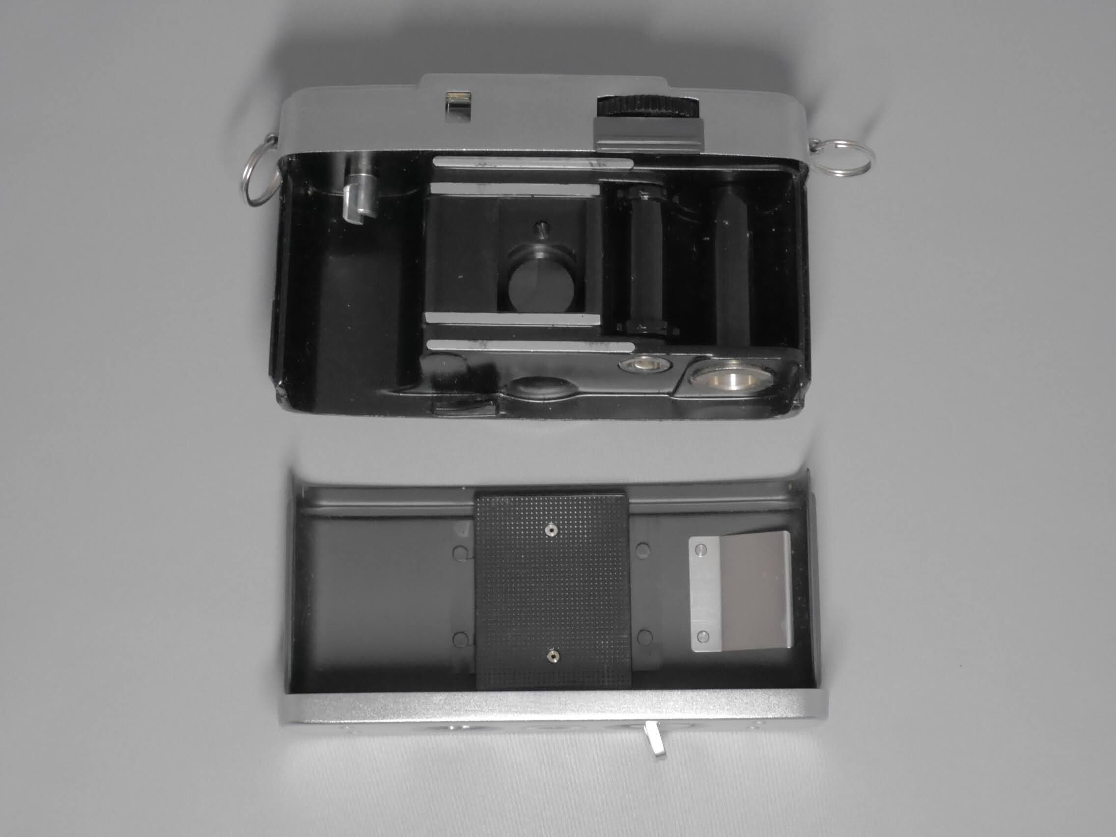 OLYMPUS PEN-EE【ハーフカメラ 整備済 送料込】 | カメラのヤマヤ WEBSHOP