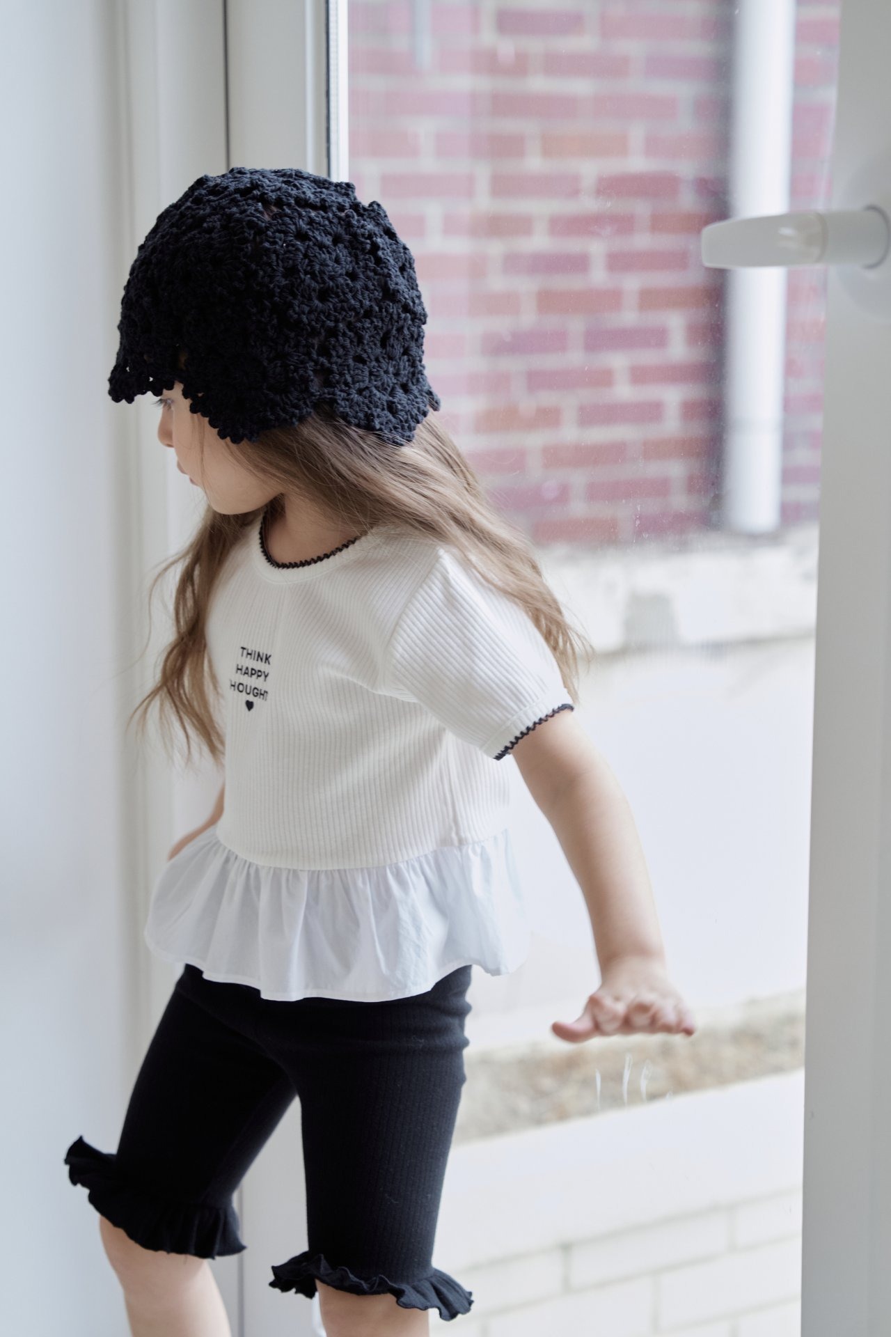 [MOMOANN] Windy Frill T-shirt (15) / [모모앤] 윈디프릴티 (15)