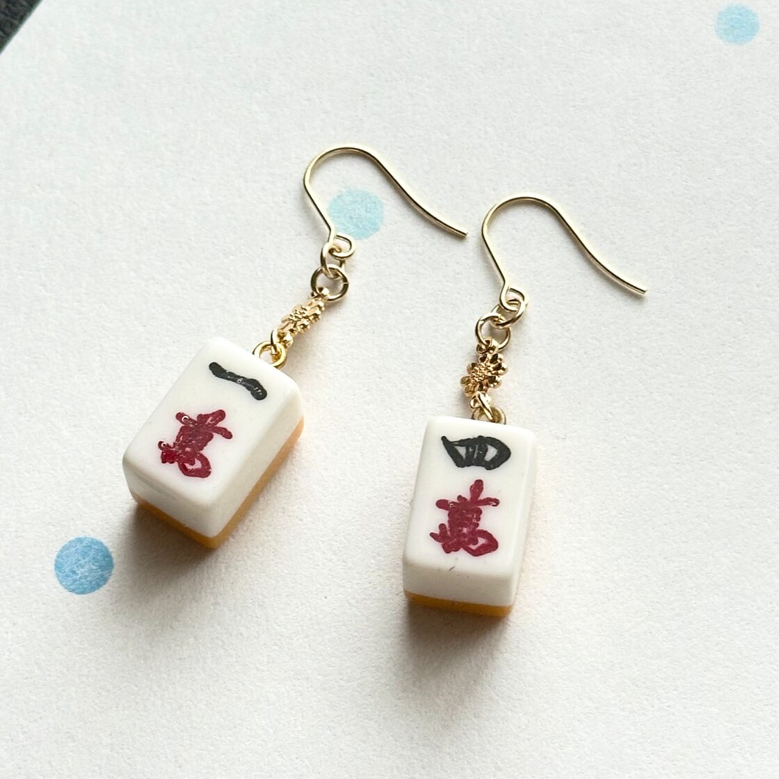 ❁﻿萬子❁﻿ミニ﻿麻雀牌ピアス、イヤリング(168) | Pay ID