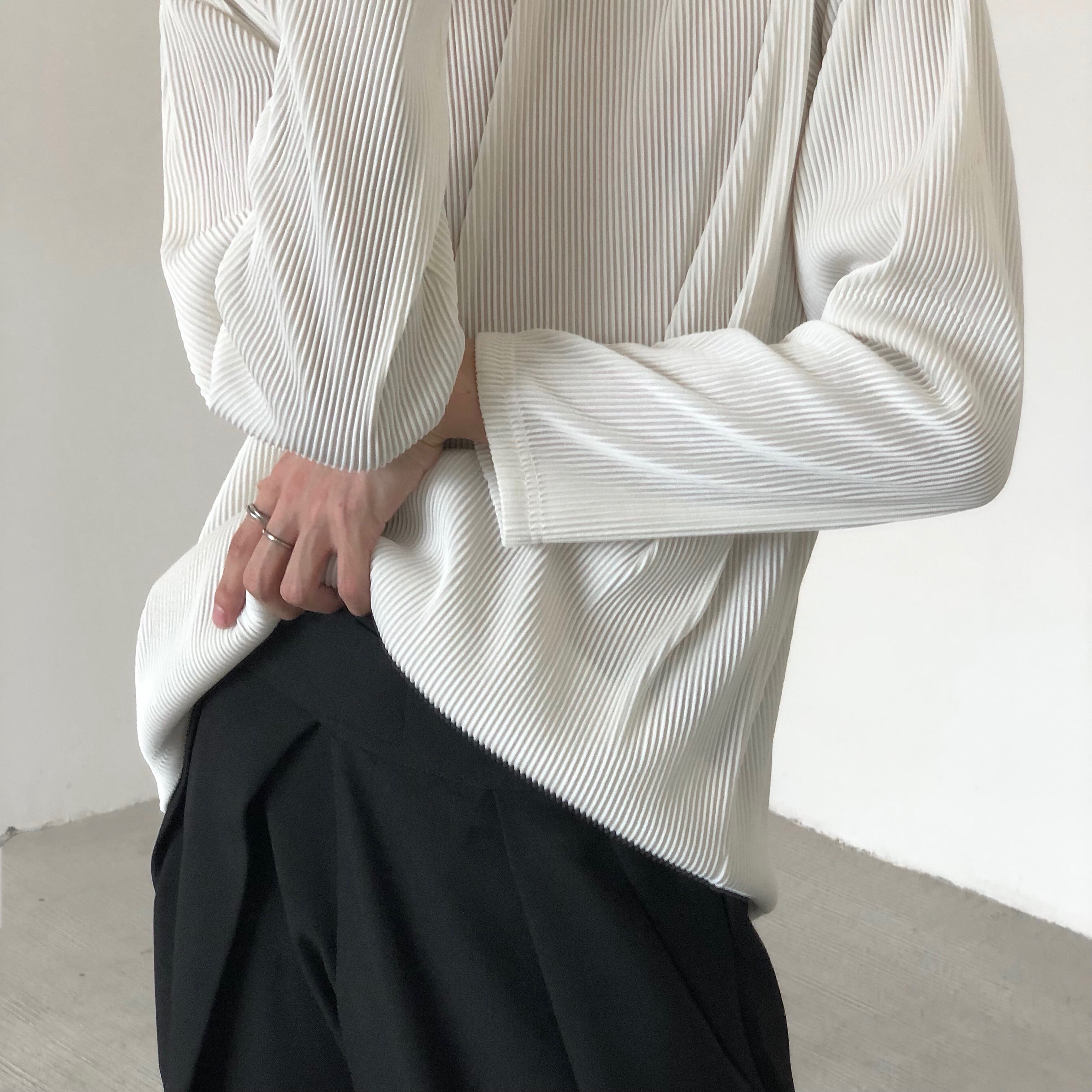 MION上品な質感のハーフネックTシャツ | mblueshop