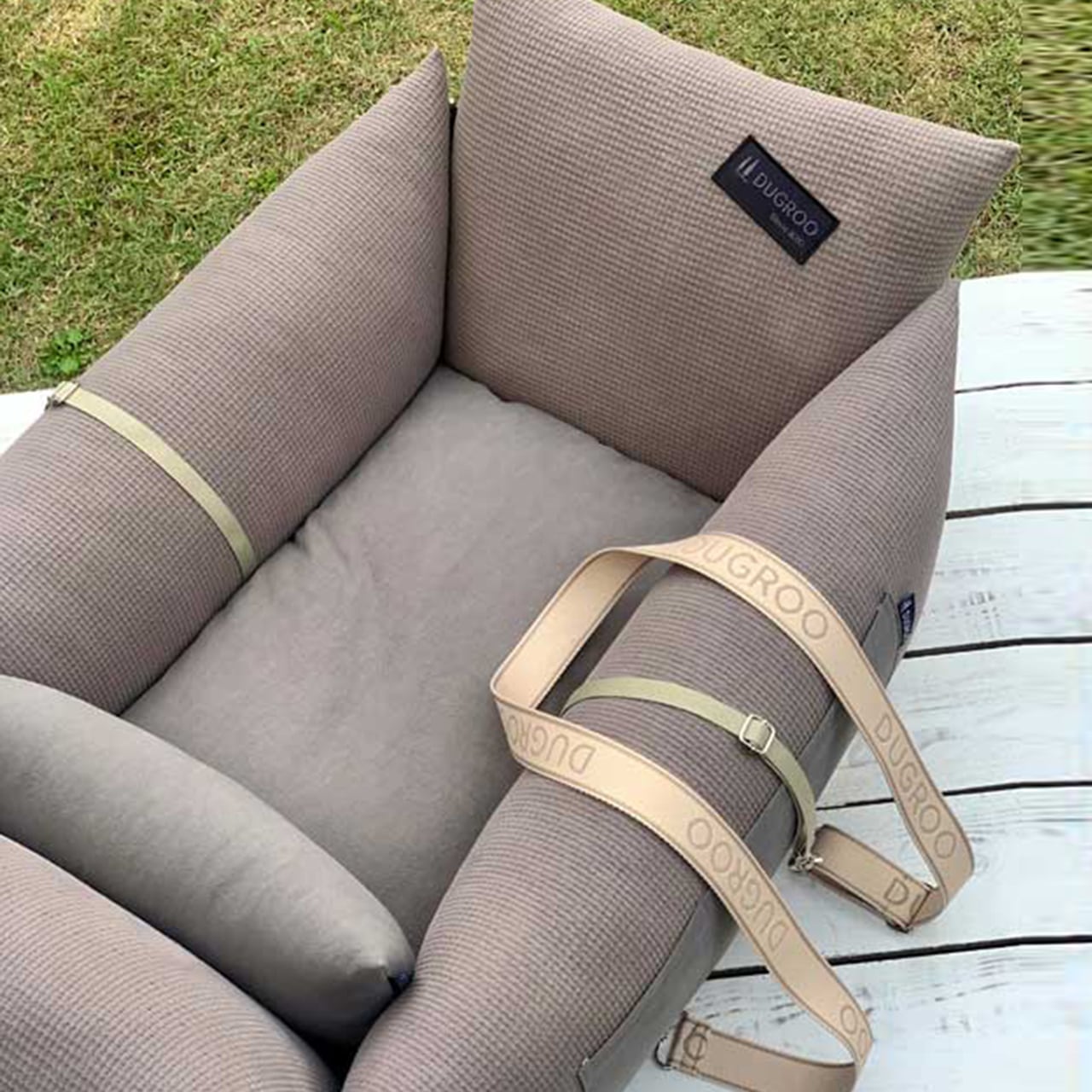 All-Round L Driving Kit【Mocha】with shade screen / Dugroo / Dog Car Seat / 日本未入荷