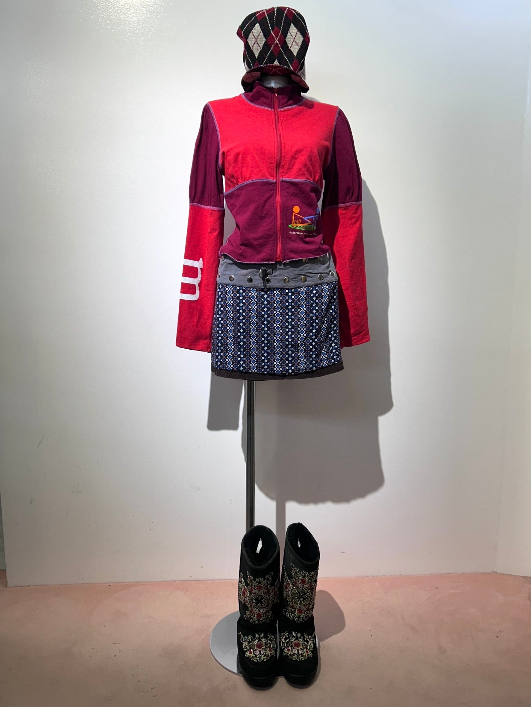 Remake zip-up tops