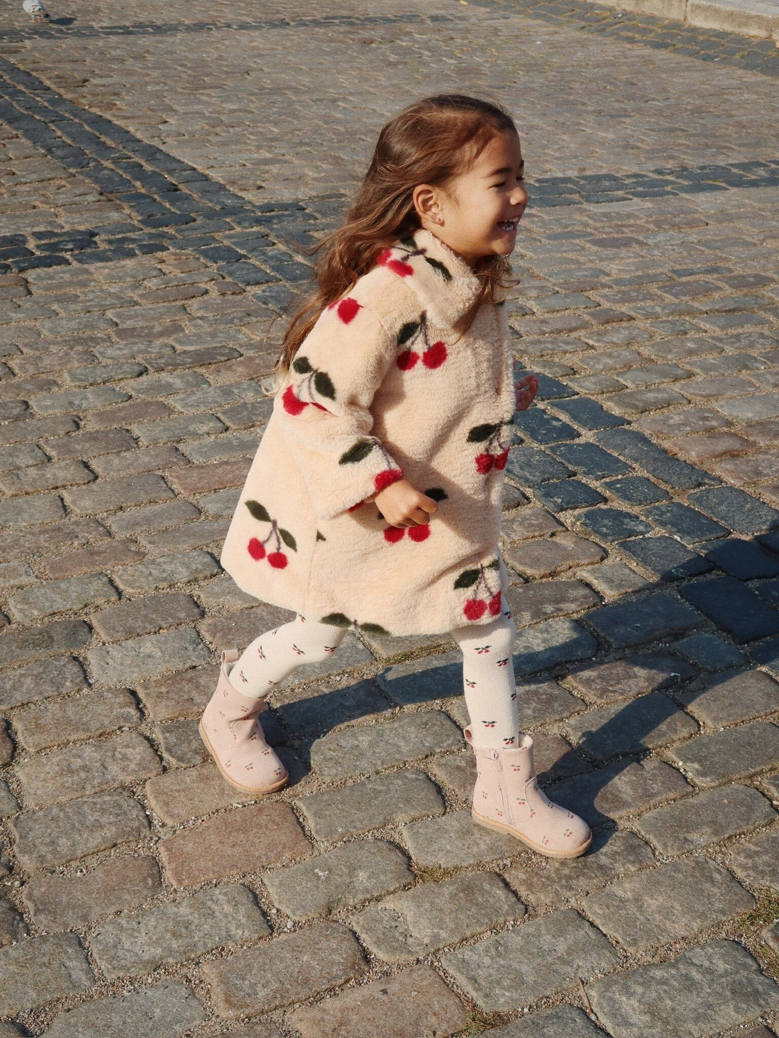 LAST1/3Yのみ】FUZZIE COAT GRS MA GRANDE CERISE【Konges Sloejd