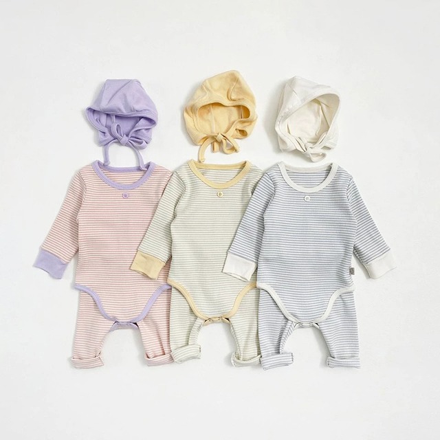 【BABY】春作ボーダー柄ロングスリーブロンパース3点セット
