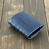 クロコダイル コンパクトウォレット ロイヤルブルー