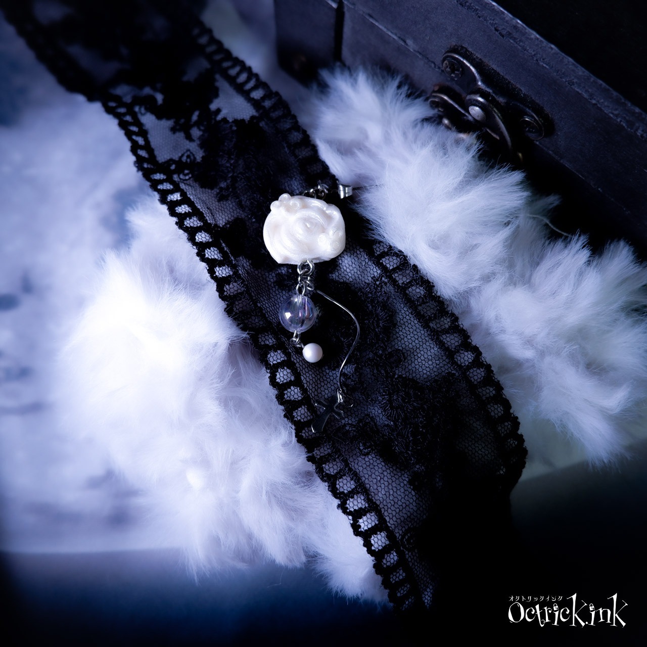 霧の深海薔薇 片耳ピアス / イヤリング｜KRAKEN Bubble Rose fog｜earrings / clip-on earrings