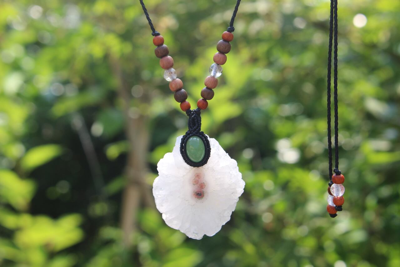 Solar Quartz & Serpentine micro macrame woody pendant