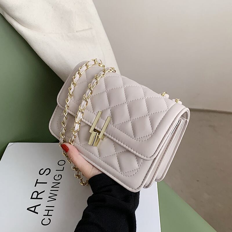 スタイルチェーン サマーレッド 夏物 メッセンジャーバッグ Tiancai_Wing_Bag42427229420