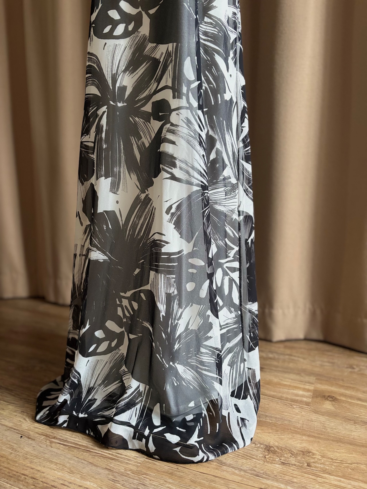 MADE IN U.S.A. artistic floral maxi dress-5202-4