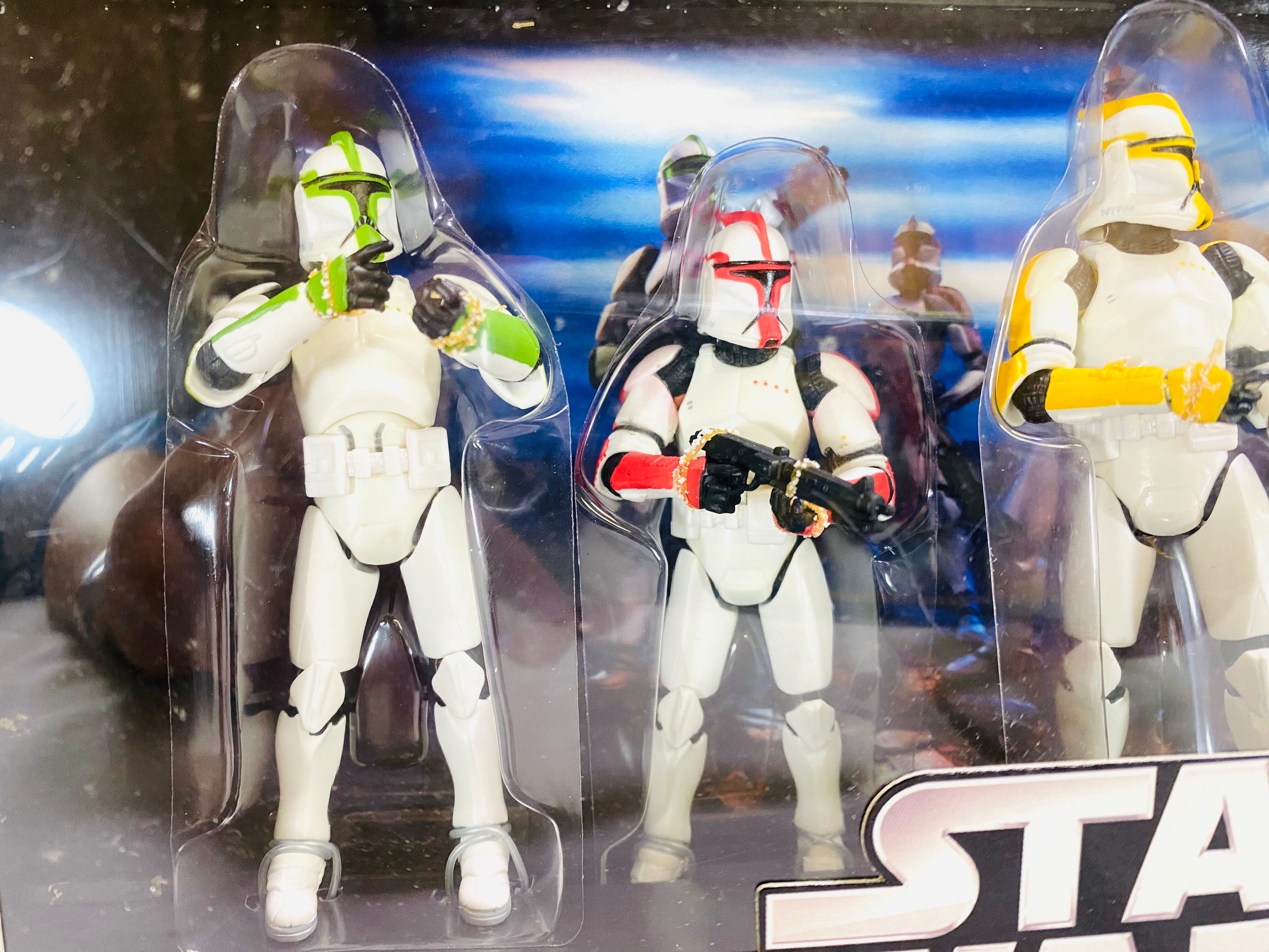 STAR WARS クローントルーパー 4パック (ポスター付き) パート1 カラー