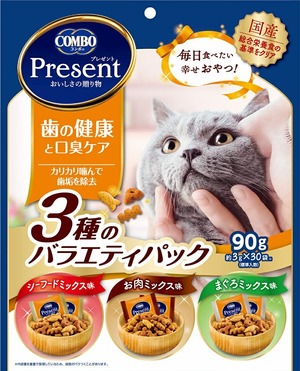 【在庫処分】（まとめ買い）日本ペットフード コンボ プレゼント キャット おやつ 歯の健康と口臭ケア 3種のバラエティパック 90g 猫用おやつ 【×10】