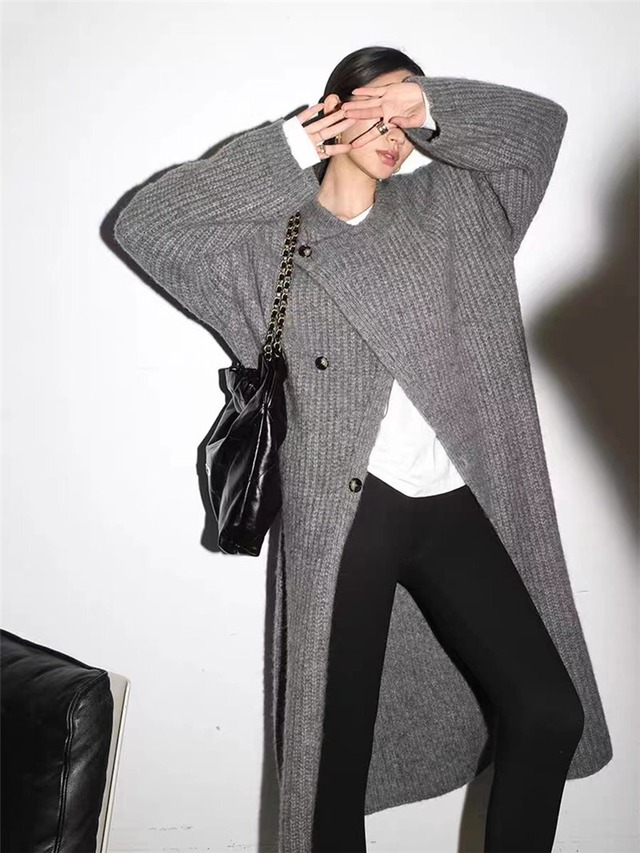 ニットロングカーディガン