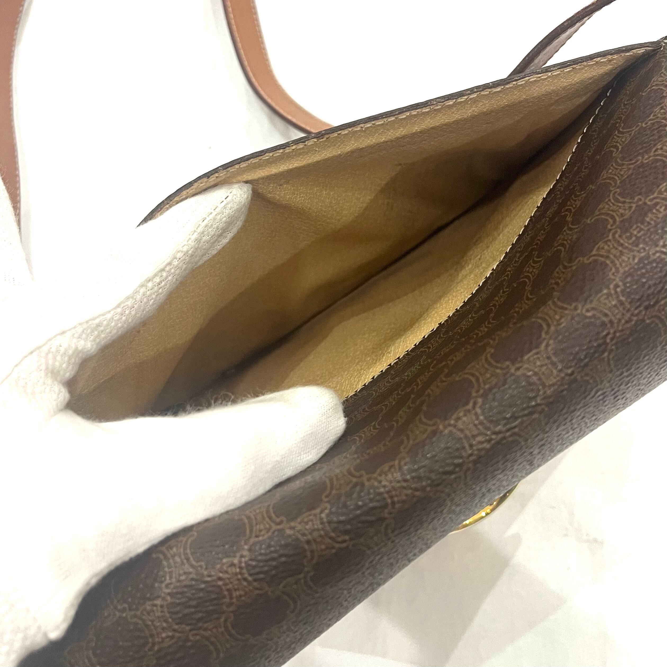 CELINE セリーヌ マカダム柄 Wフラップ ハンドバッグ ゴールド金具 鞄 CELINE セリーヌ マカダム ショルダーバッグ ブラウン PVC レザー