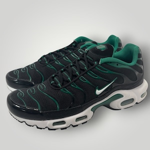 【NIKE】AIR MAX PLUS ブラック/マラカイト スニーカー シューズ 靴 メンズ 28cm ナイキ エアマックスプラス ランニング DM0032-009 正規