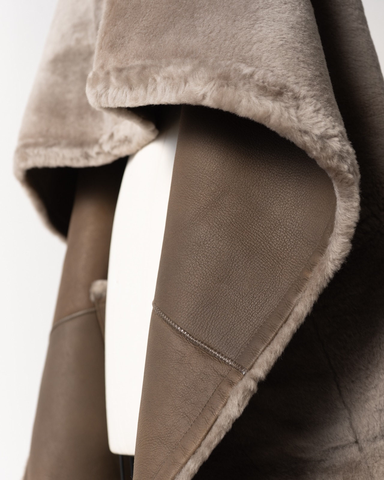 〈Hermès by martin margiela〉AGNEAU-LAMBSKIN Stall