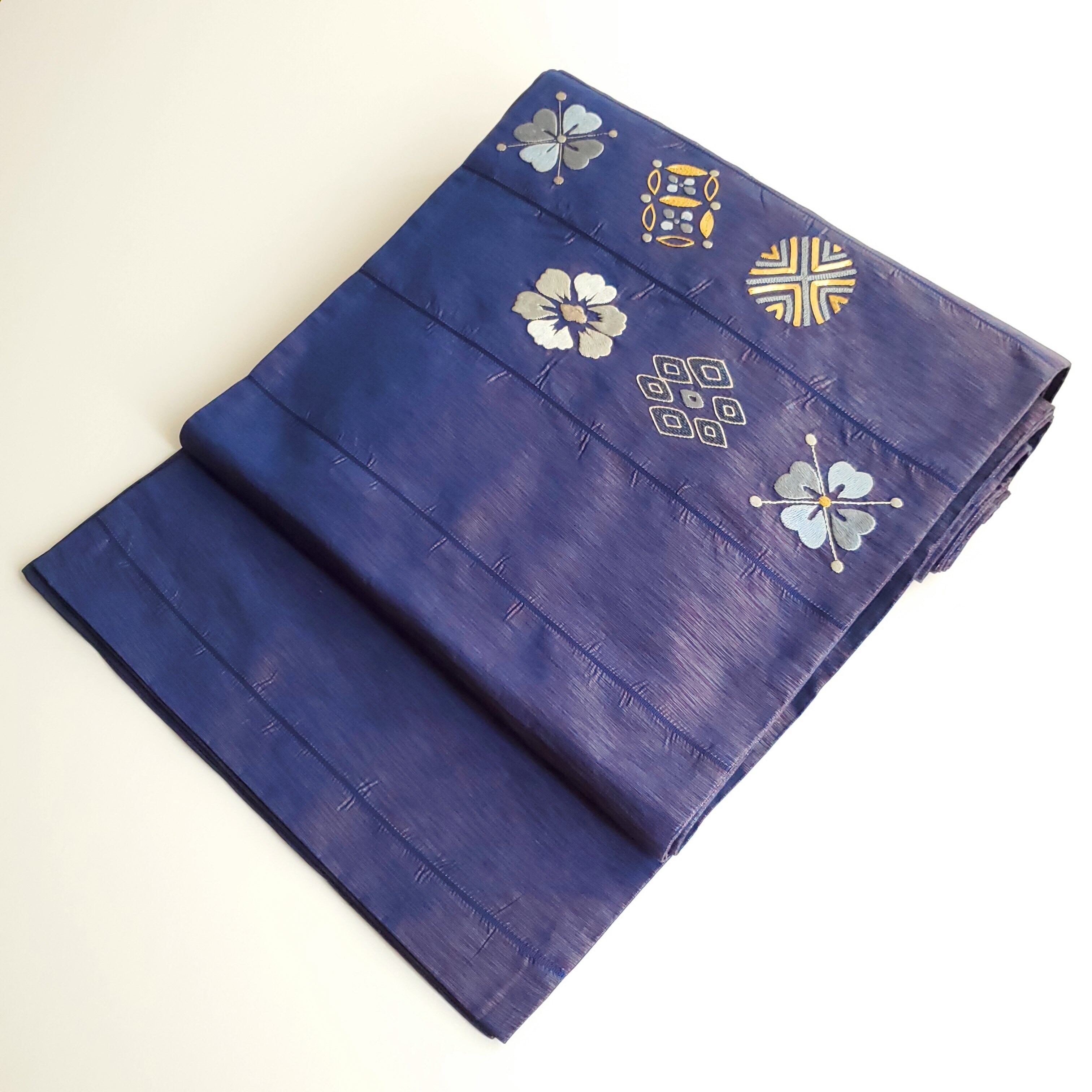 玉虫花柄刺繍文様 正絹六通袋帯 | アンティーク雑貨・家具・骨董品