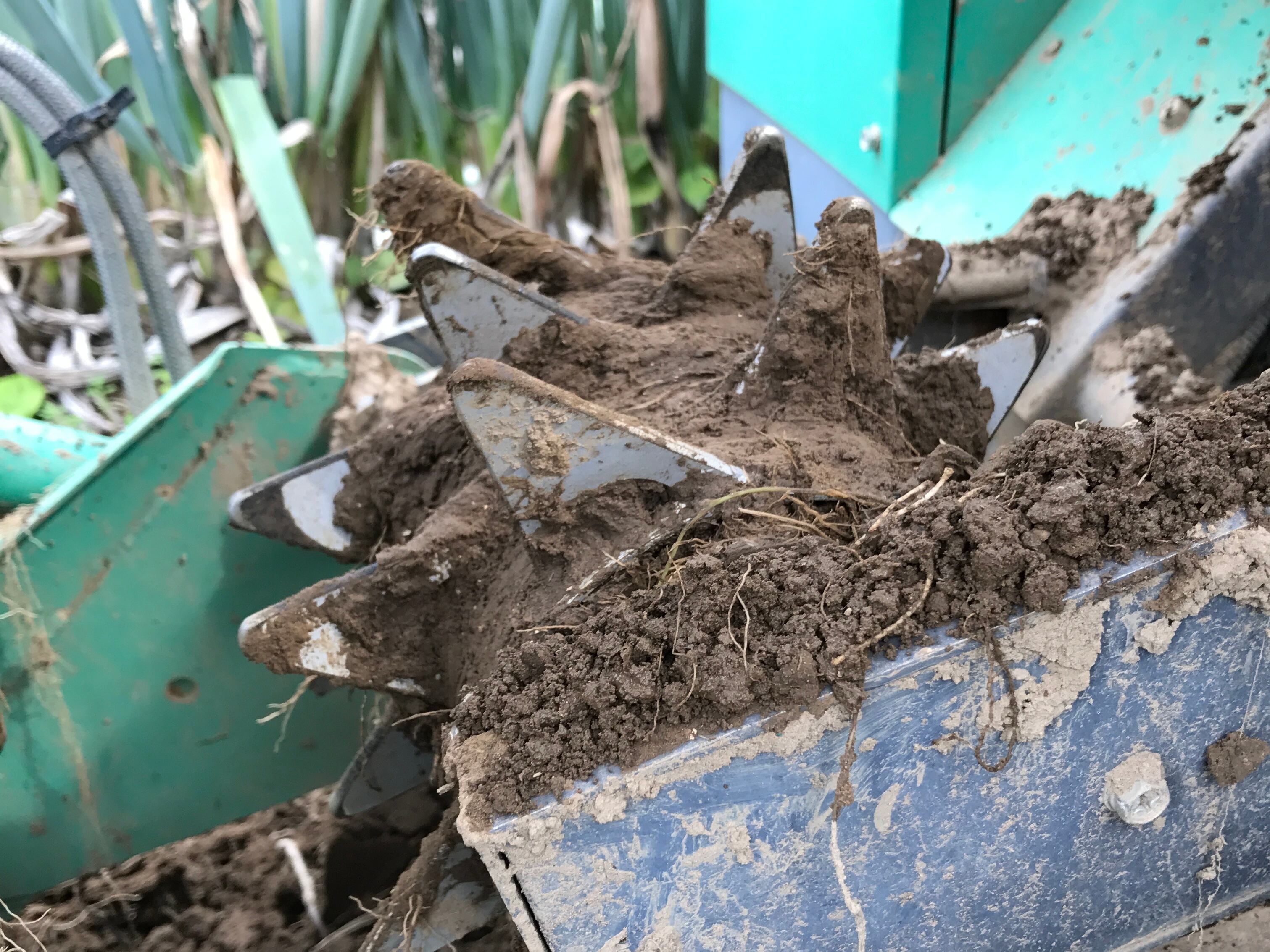 土落ドラム_ネギ収穫機 | ロブストスSHOP 農業機械の特注部品・農機具