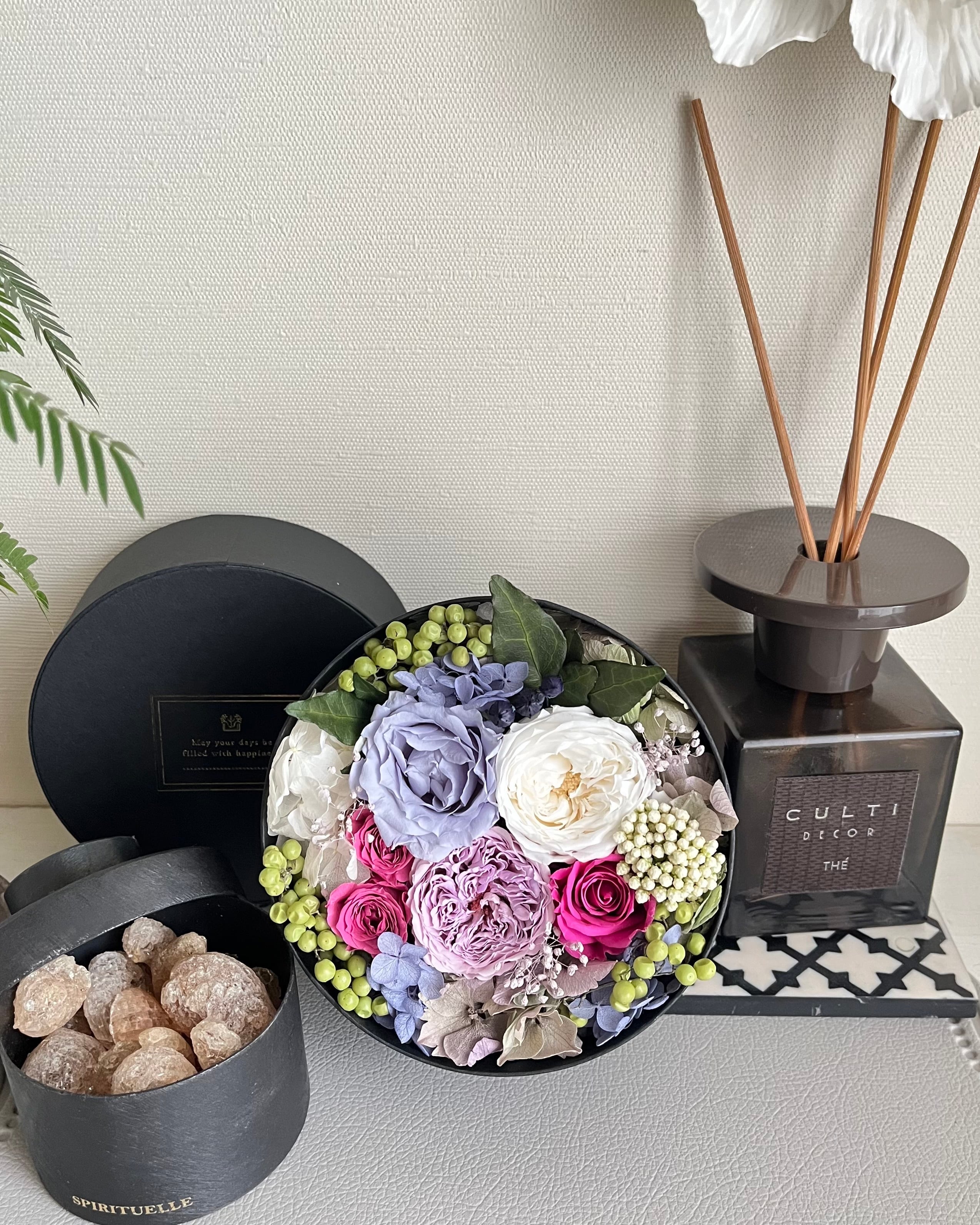 Marie 艶やかでミステリアスなアレンジBOX〔プリザーブドフラワー/結婚