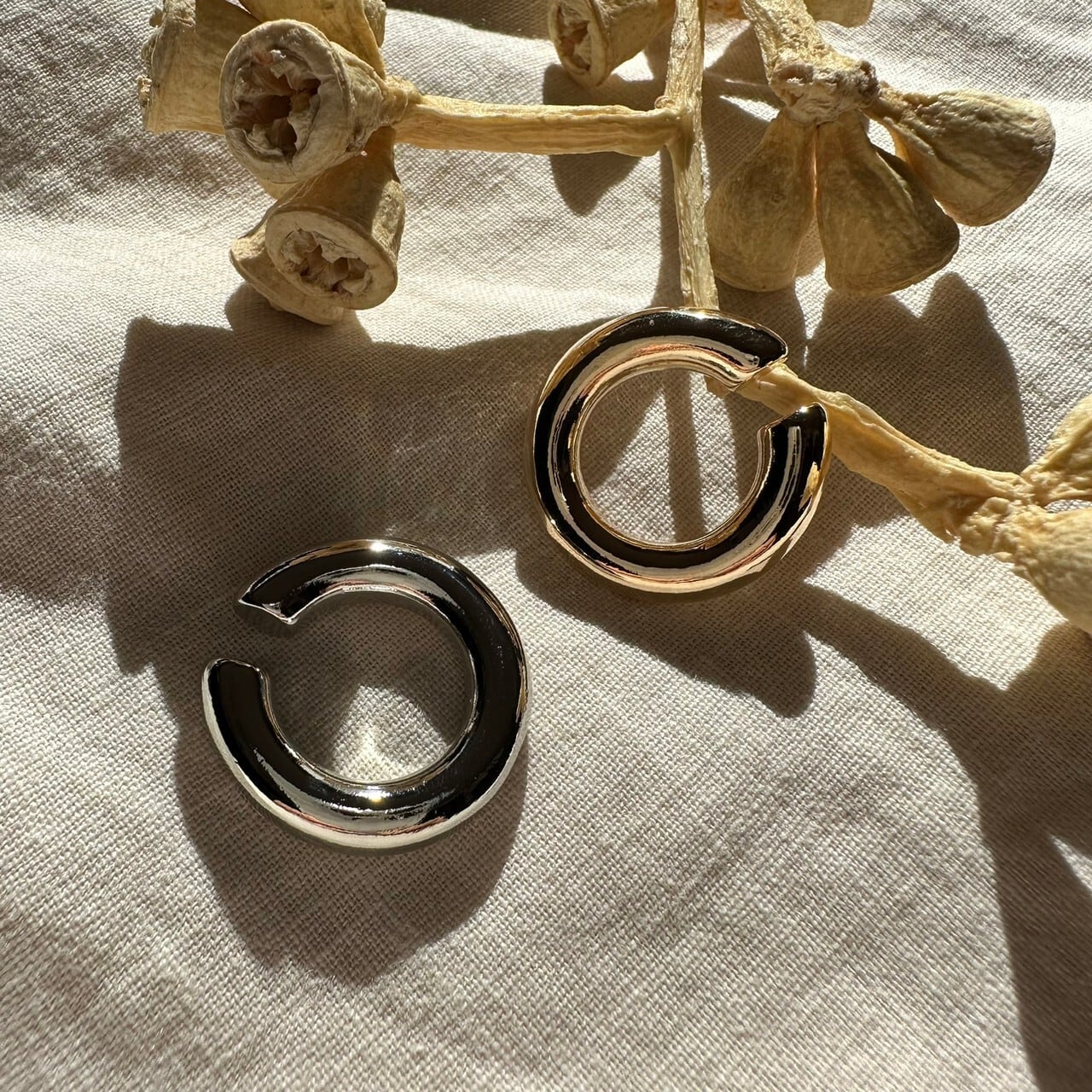 STRONG】VEIN EARCUFF GOLD / イアカフ【OUR 