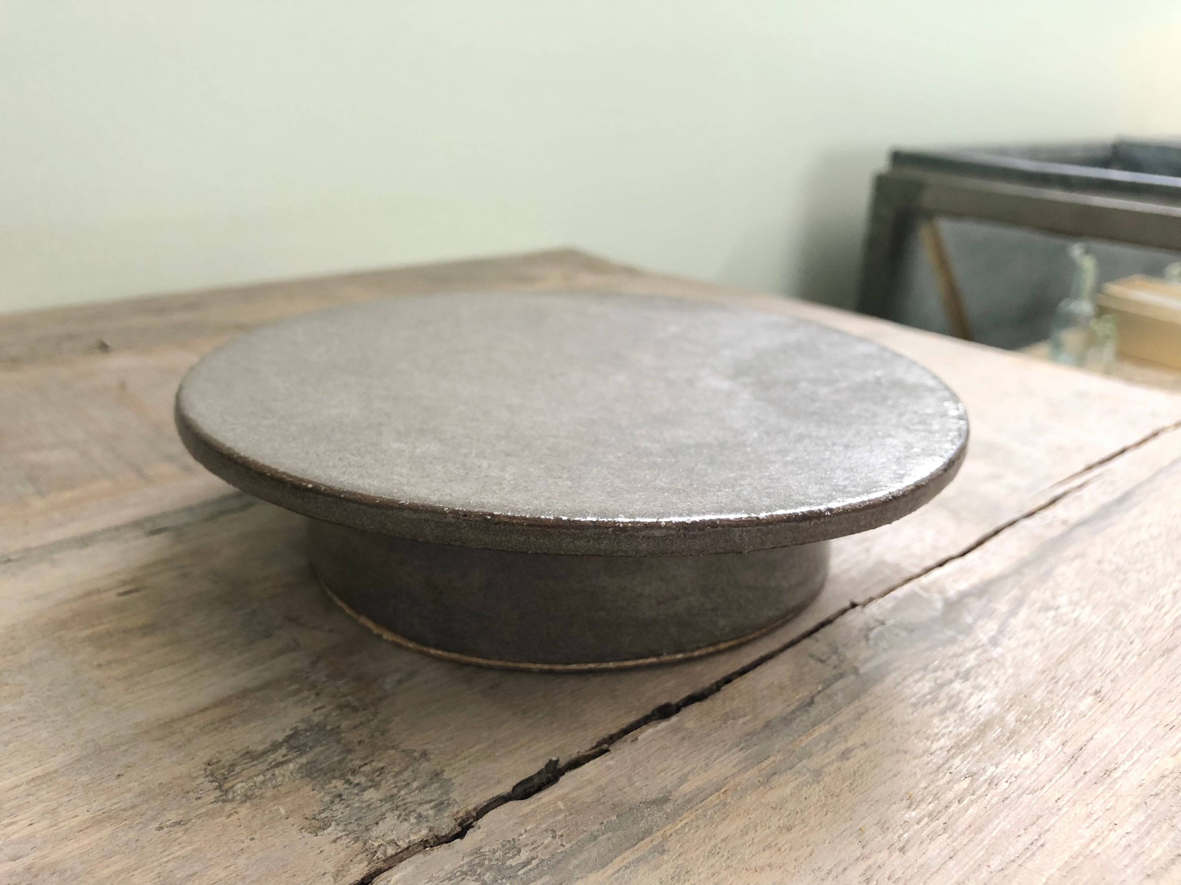 バクキルン/浜田悠子 台付丸皿a.