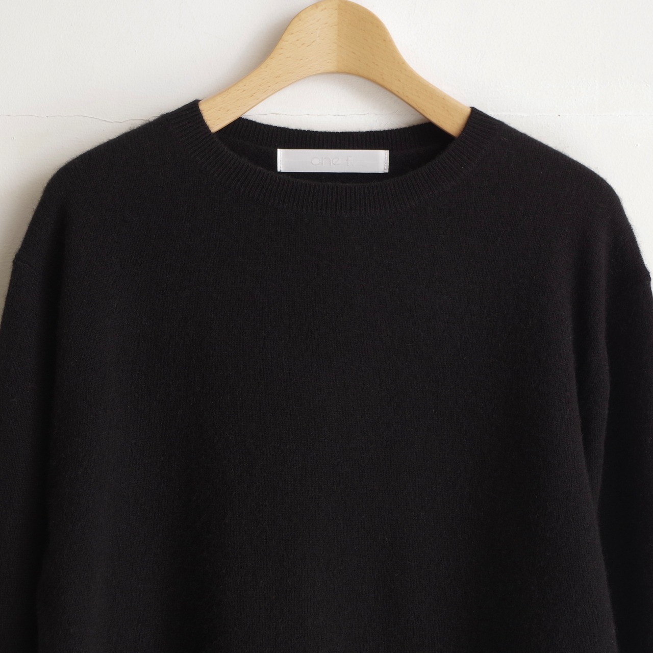 one f.  Cashmere Crew Neck Knit