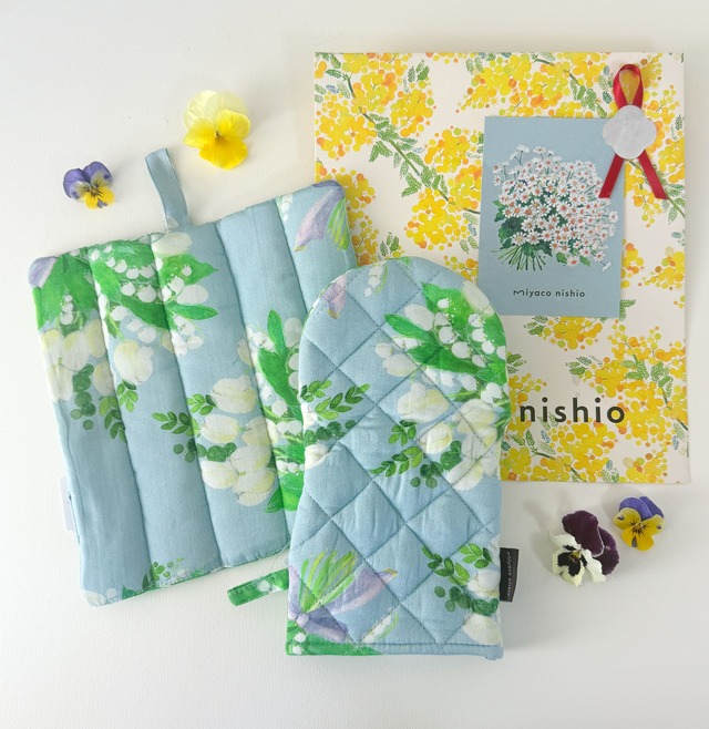 母の日&引越しのお祝いに｜キッチンミトン＆マットセット〈すずらん〉