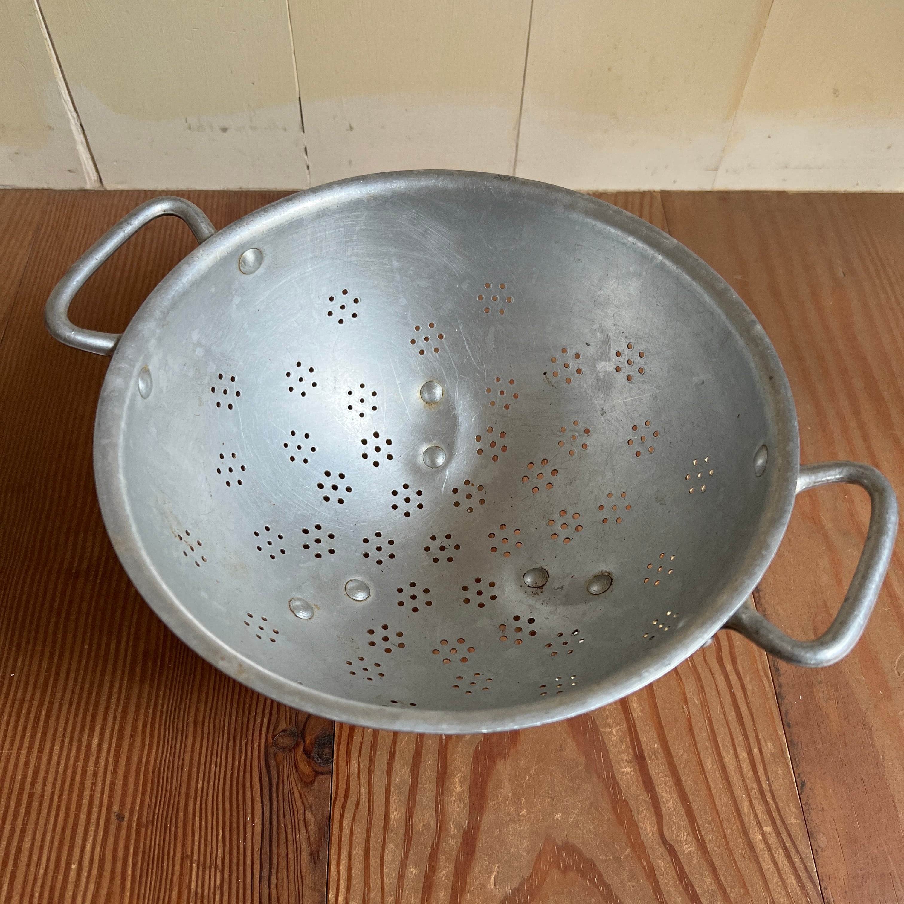 アルミの コランダー フレンチアンティーク