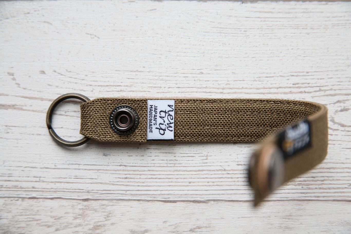 chocotto STRAP Nano＜COYOTE＞ | new trip