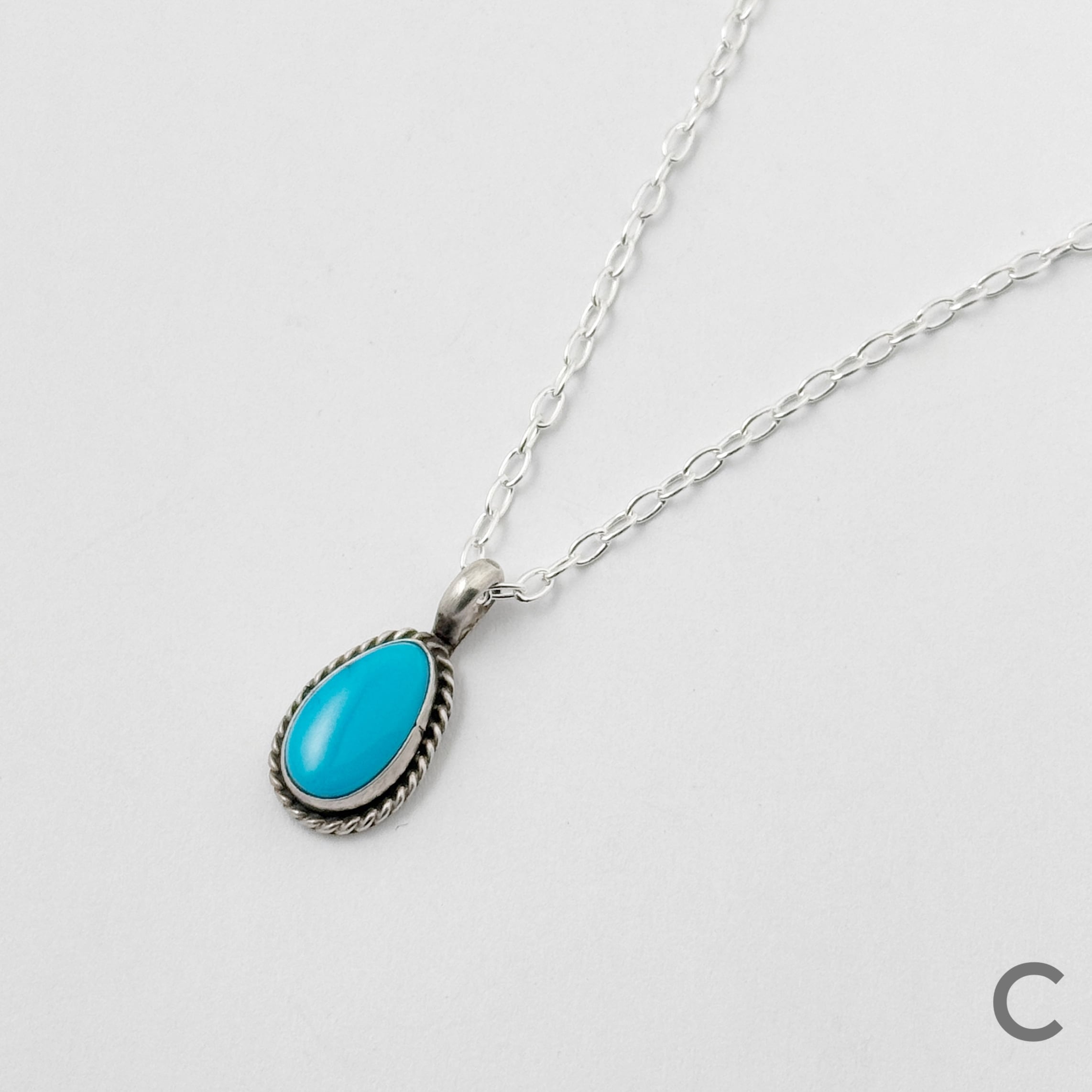 Indian Jewelry 》キングマン ターコイズ ロープワーク ドロップ