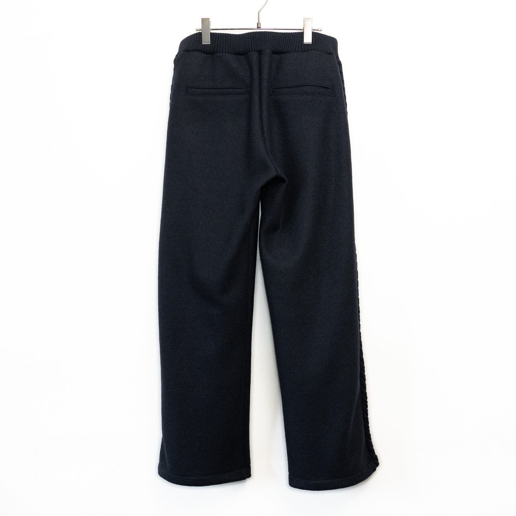 Wool felt cable semi-wide pants / Dark navy | rykt