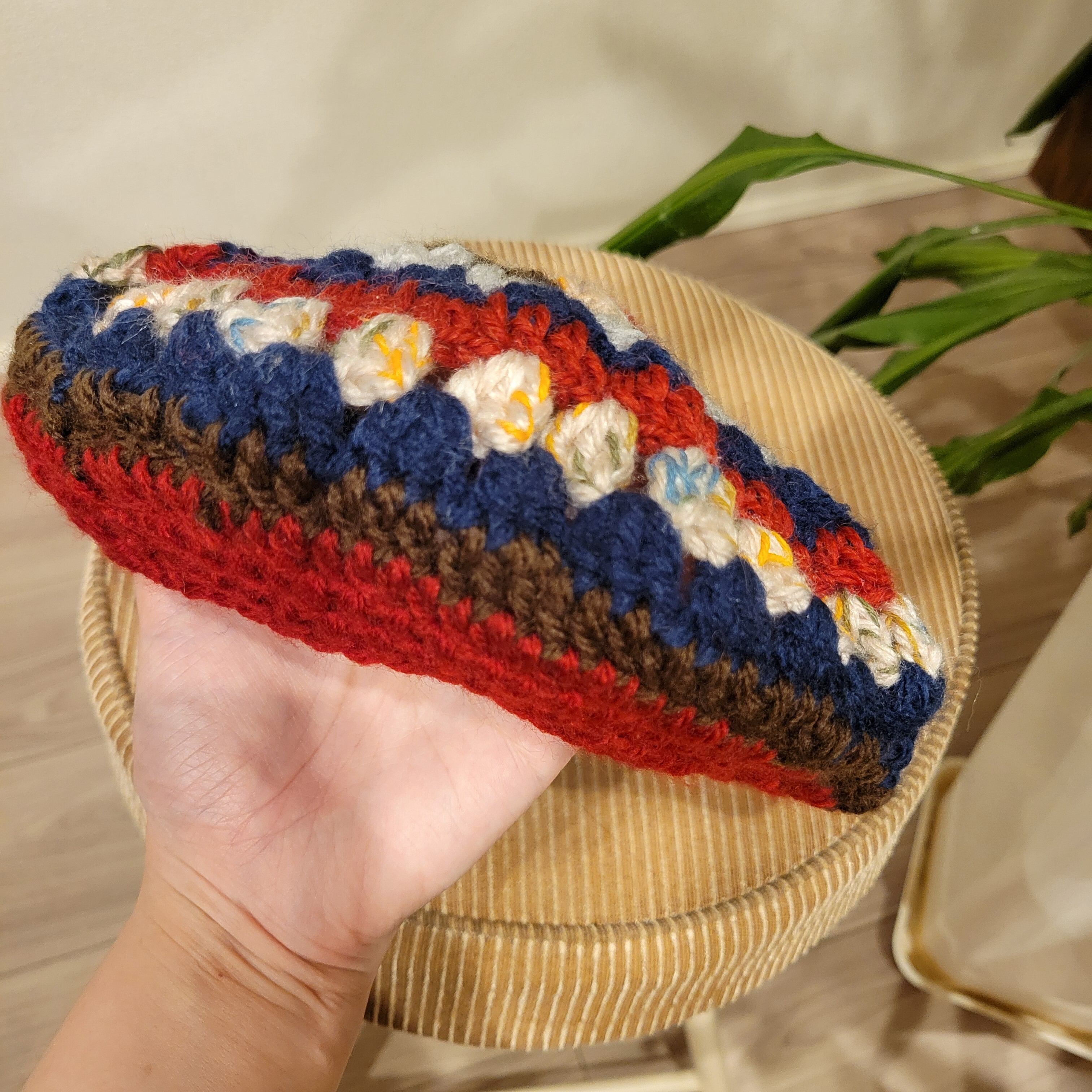 新品 COMFORTABLE REASON ニットベレー帽 レッド ブルー ☆人気商品 再販☆】ニットのベレー帽 | モチーフ編みの帽子屋さん