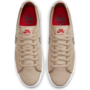 NIKE SB \
