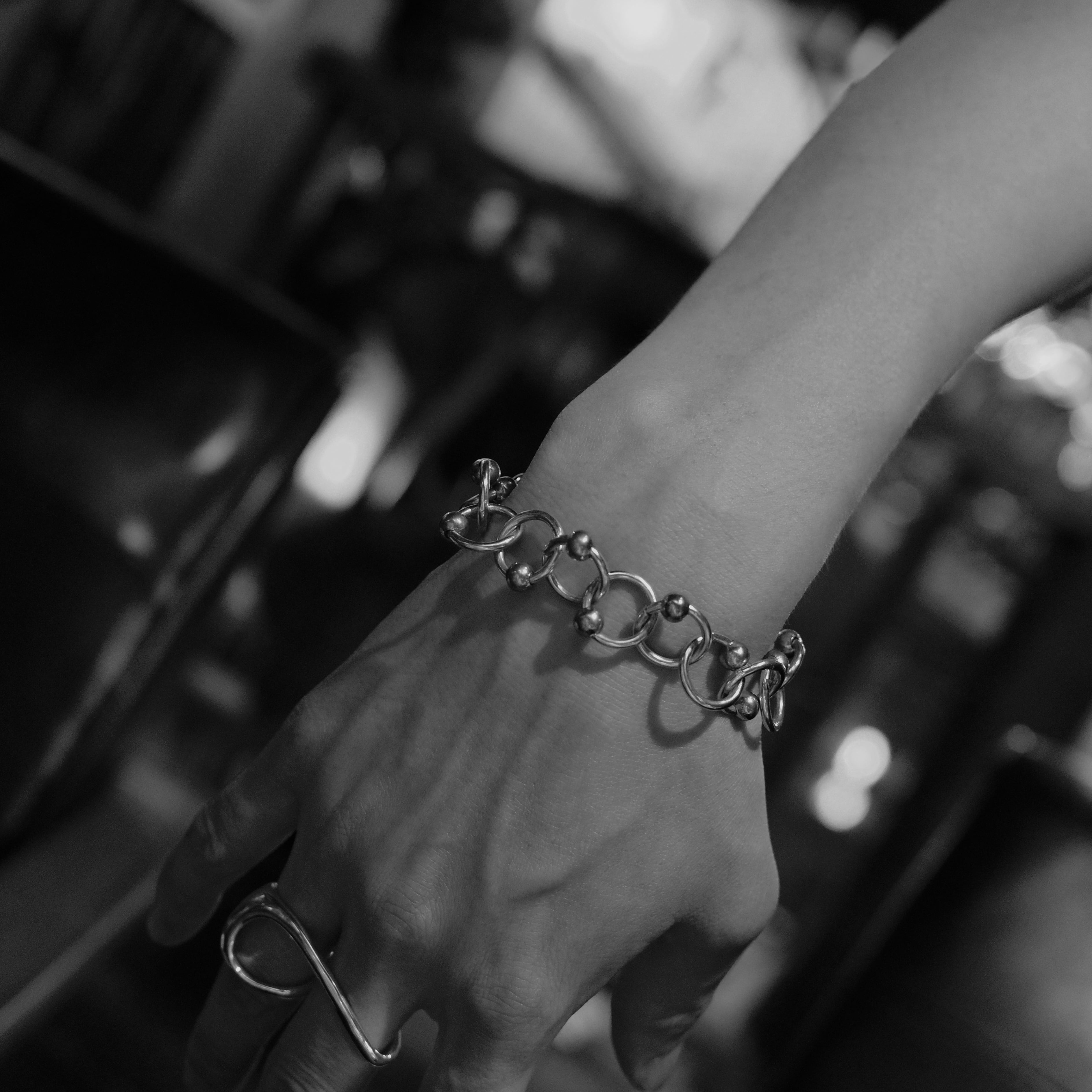 Chainsaw Bracelet with nao（首振りDolls） | SALLY