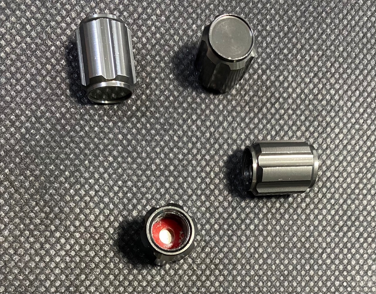 e-AVC      Power valve cap 4本セット