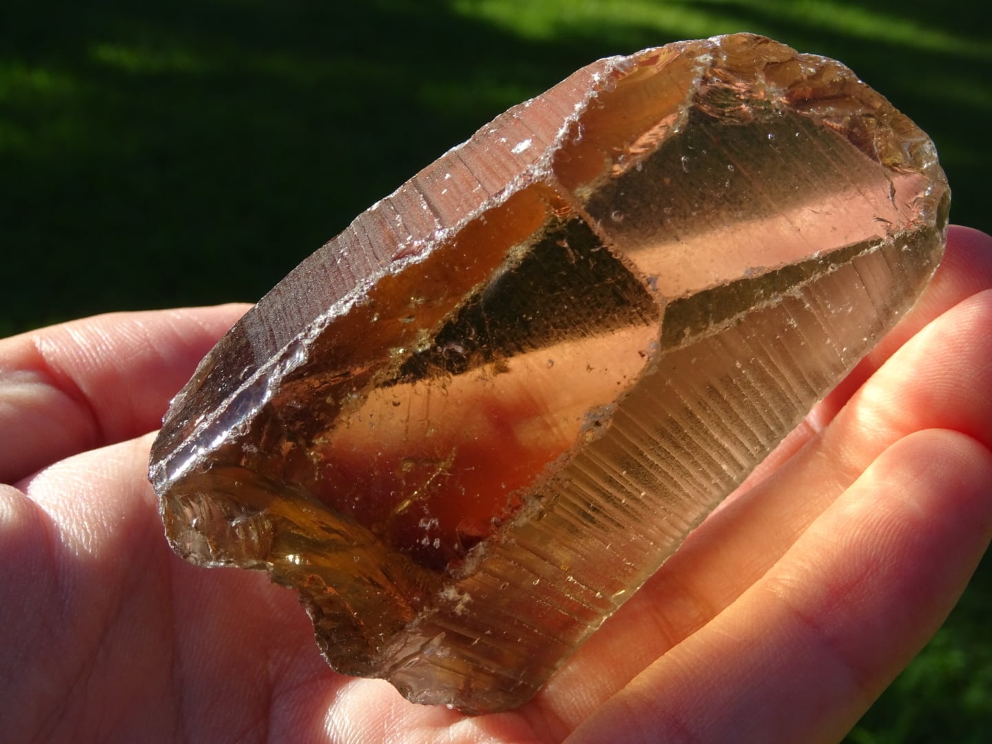 クニ　再販不可　夢幻品質　幻のカイラス聖山産　虹のヒマラヤレムリアンの原石 虹石屋