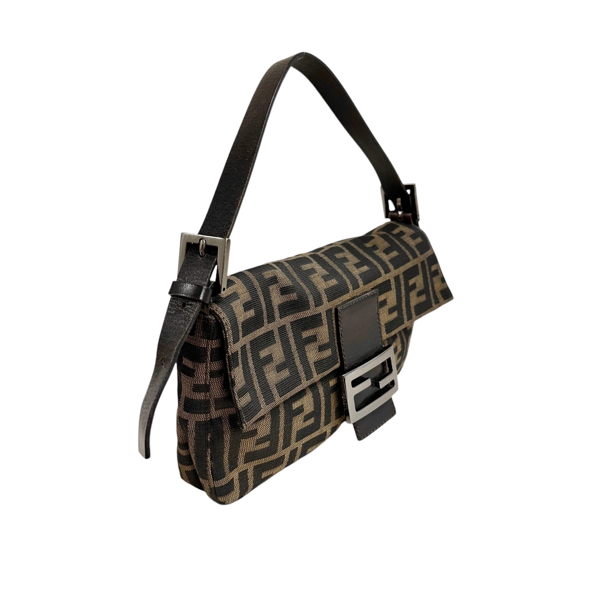 FENDI☆ フェンディ マンマバケット ハンドバッグ 黒色 たまらな