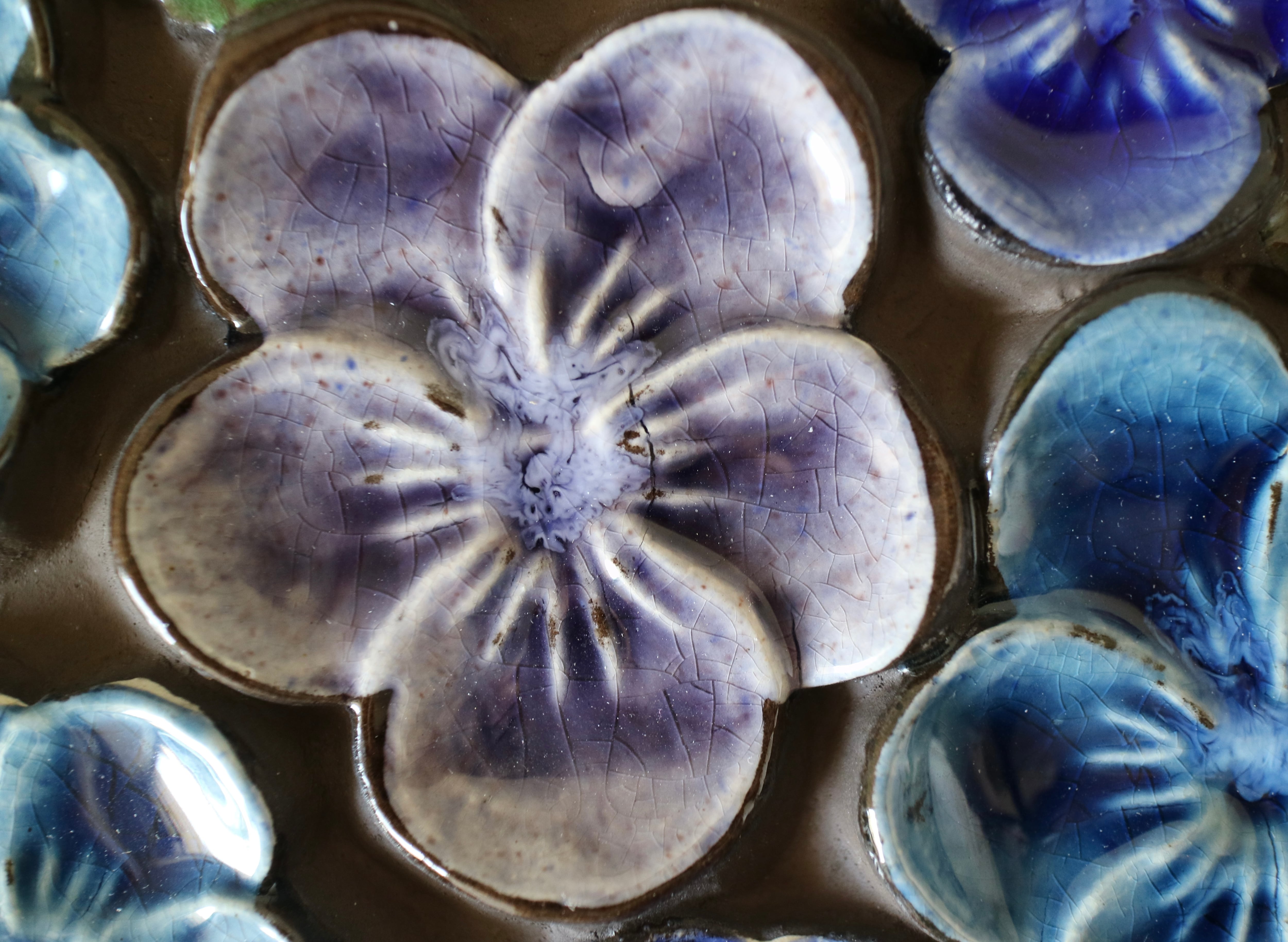 Jie Gantofta ジィガントフタ / ビオラの陶板 No.2779 | Taloni