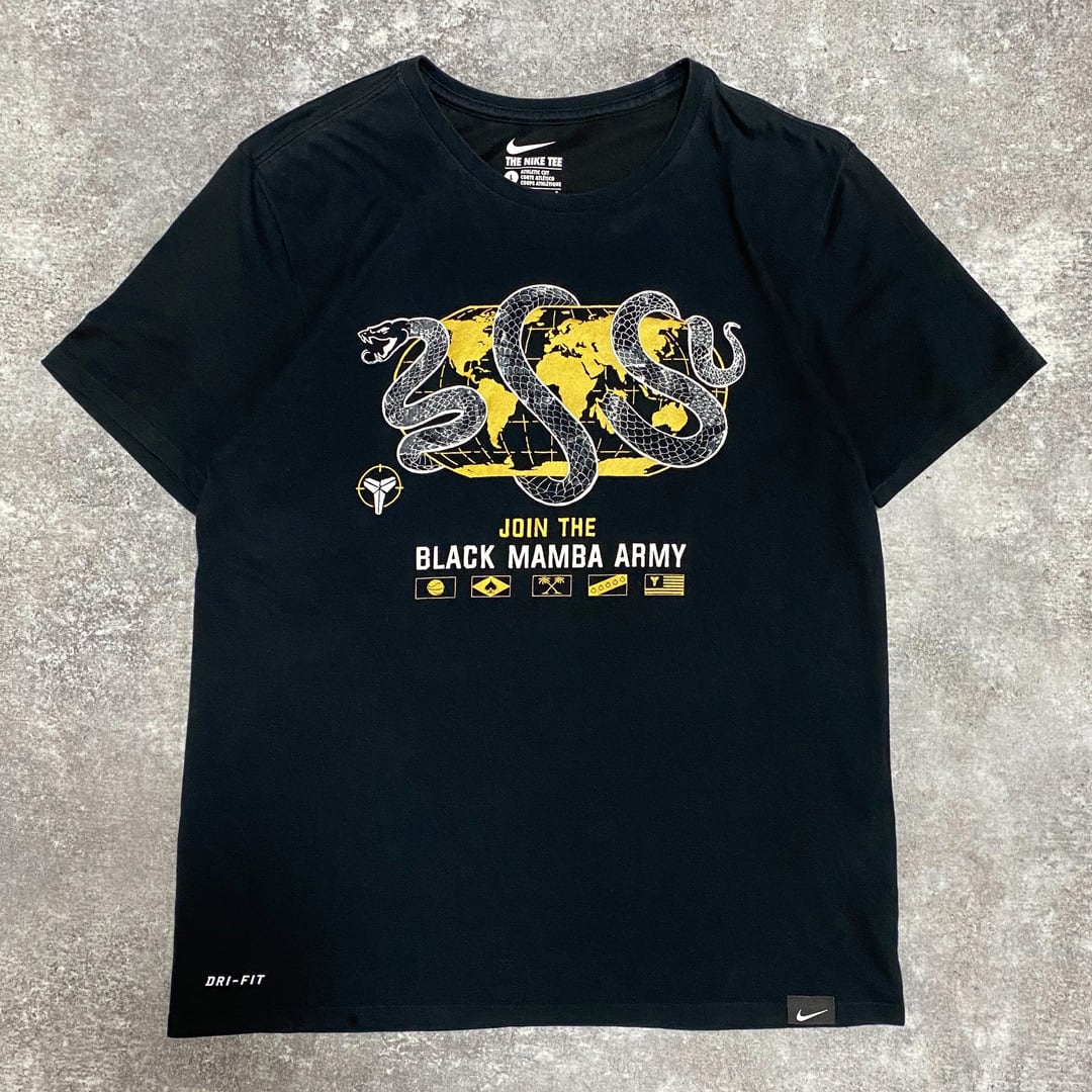 メキシコ製　コービーブライアント　BLACK MAMBA Tシャツ NBA